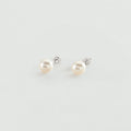 Boucles d'oreilles puces PERLYS - Perle / Argenté - 1